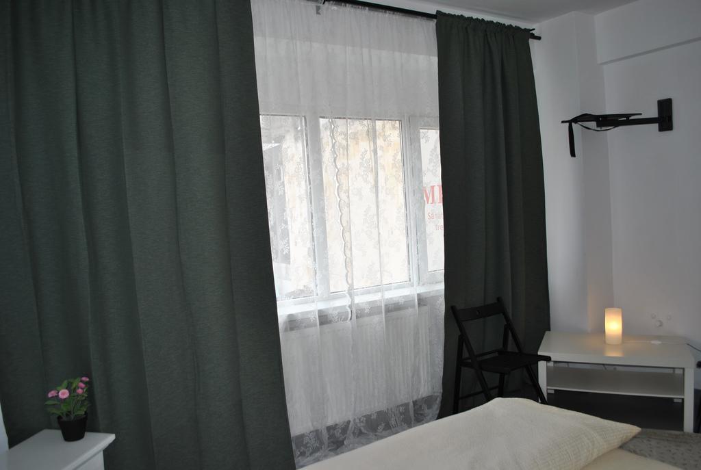 Vogue Hostel Bucharest Exterior photo