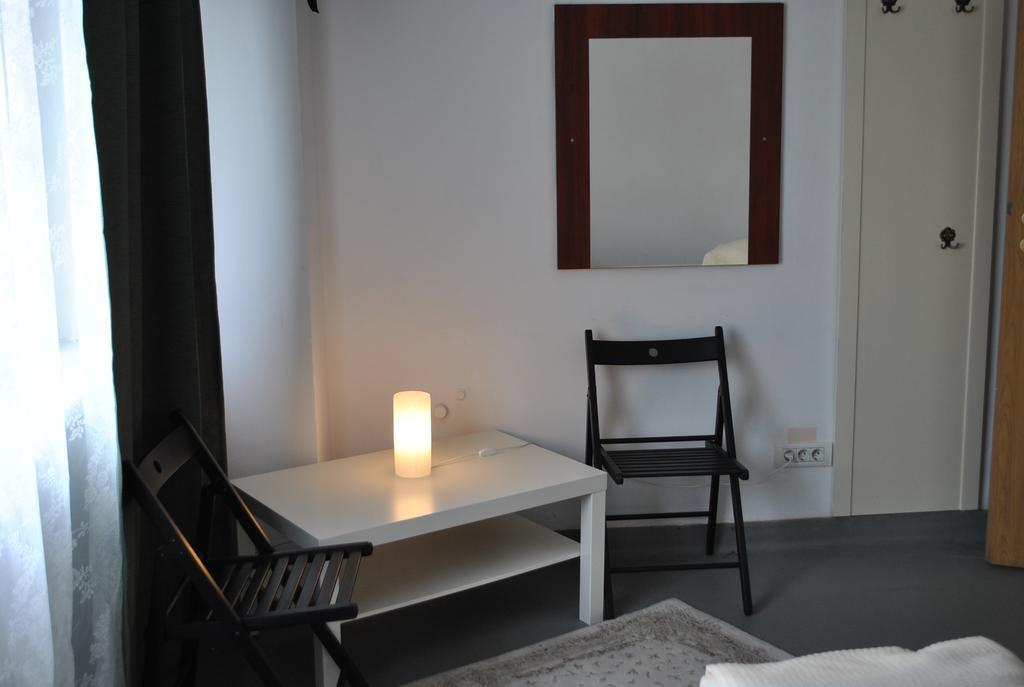Vogue Hostel Bucharest Exterior photo